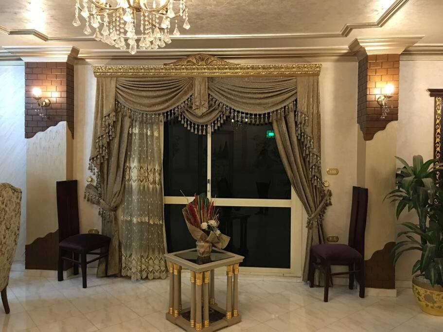 Royal Pyramids Palace Residence El El Cairo Exterior foto